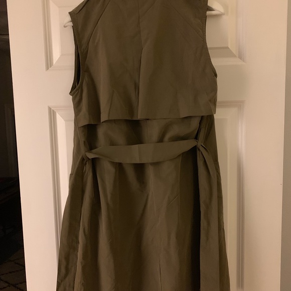 Love Tree Olive Vest w/ Tie NWOT - Picture 3 of 4